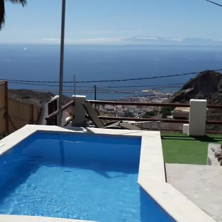 Дом отдыха Alessia With Jacuzzi ,garden & Swimming Pool