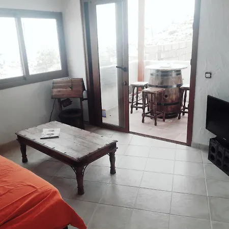 Alessia With Jacuzzi ,garden & Swimming Pool Vakantiehuis Santa Cruz de Tenerife